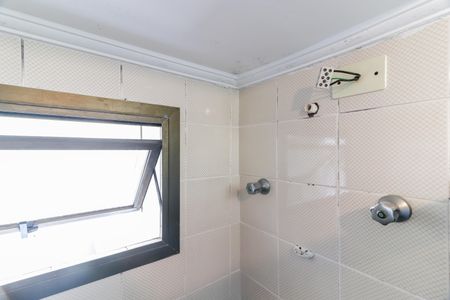 Apartamento à venda com 93m², 4 quartos e 2 vagasBanheiro Social