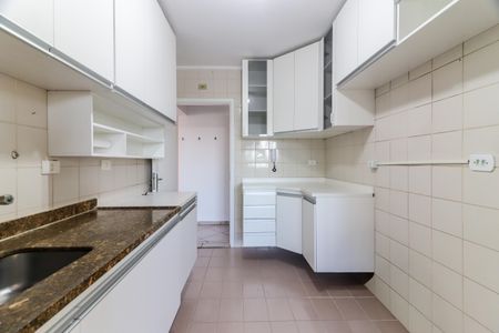 Apartamento à venda com 93m², 4 quartos e 2 vagasCozinha