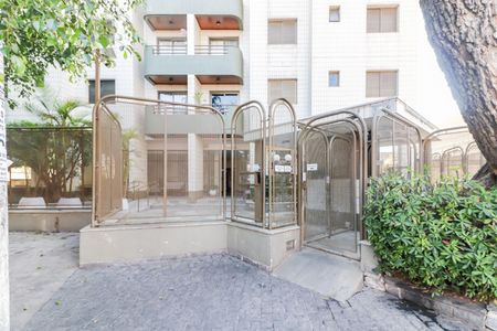 Apartamento à venda com 93m², 4 quartos e 2 vagasFachada