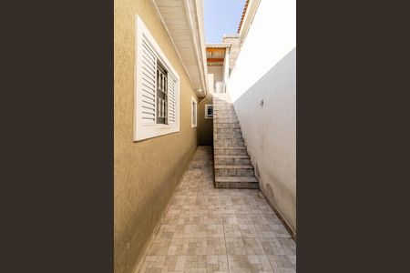 Casa à venda com 140m², 2 quartos e 1 vagaCorredor Lateral