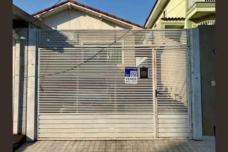 Casa à venda com 140m², 2 quartos e 1 vagaFachada - Placa