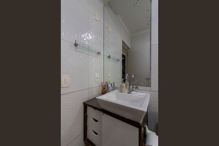 Casa à venda com 140m², 2 quartos e 1 vagaBanheiro