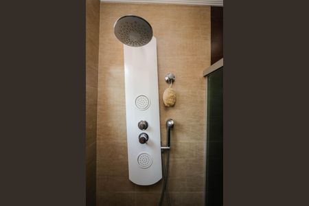 Casa de condomínio à venda com 127m², 3 quartos e 2 vagasBanheiro da Suíte