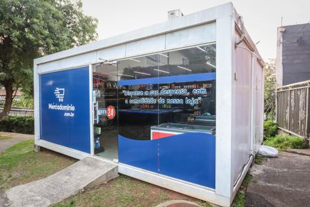 Casa de condomínio à venda com 127m², 3 quartos e 2 vagasÁrea comum - Mercado