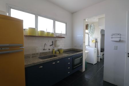 Apartamento para alugar com 180m², 3 quartos e 2 vagasCozinha