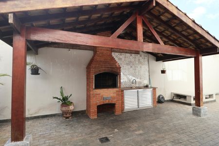 Apartamento para alugar com 180m², 3 quartos e 2 vagasÁrea comum - Churrasqueira