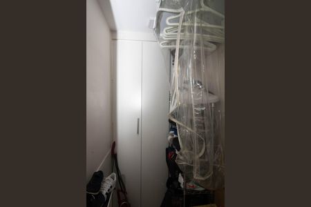 Apartamento à venda com 114m², 3 quartos e 2 vagas Apartamento à venda com 114m², 3 quartos e 2 vagasÁrea de Serviço