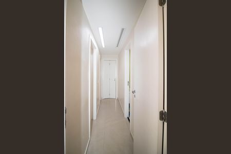 Apartamento à venda com 114m², 3 quartos e 2 vagas Apartamento à venda com 114m², 3 quartos e 2 vagasCorredor