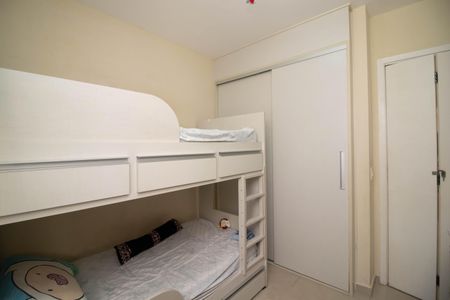 Apartamento à venda com 114m², 3 quartos e 2 vagas Apartamento à venda com 114m², 3 quartos e 2 vagasQuarto