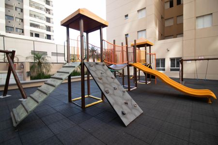 Apartamento à venda com 114m², 3 quartos e 2 vagas Apartamento à venda com 114m², 3 quartos e 2 vagasPlayground