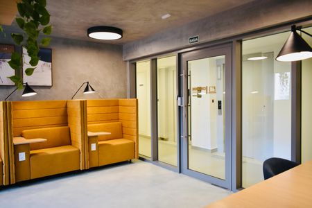 Studio à venda com 43m², 0 quarto e sem vaga Studio à venda com 43m², 0 quarto e sem vagaCoworking