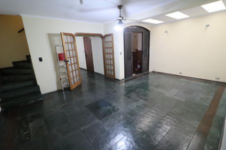 Casa à venda com 240m², 4 quartos e 2 vagasSala de Jantar