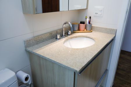 Apartamento para alugar com 67m², 2 quartos e 2 vagas Apartamento para alugar com 67m², 2 quartos e 2 vagasBanheiro da Suíte 2