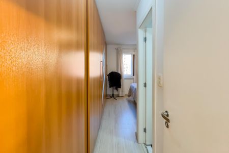 Apartamento à venda com 98m², 3 quartos e 2 vagas Apartamento à venda com 98m², 3 quartos e 2 vagasSuíte