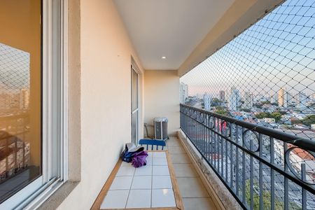 Apartamento à venda com 98m², 3 quartos e 2 vagas Apartamento à venda com 98m², 3 quartos e 2 vagasVaranda da Sala
