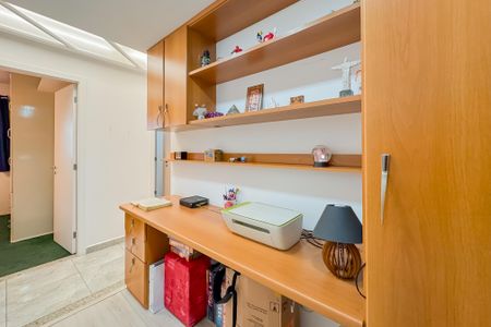 Apartamento à venda com 98m², 3 quartos e 2 vagas Apartamento à venda com 98m², 3 quartos e 2 vagasEscritório