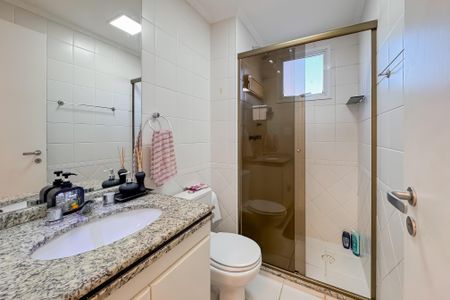 Apartamento à venda com 98m², 3 quartos e 2 vagas Apartamento à venda com 98m², 3 quartos e 2 vagasBanheiro Social