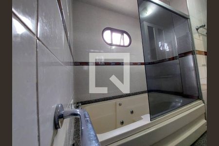 Apartamento à venda com 125m², 3 quartos e 2 vagas Apartamento à venda com 125m², 3 quartos e 2 vagasBanheiro 3