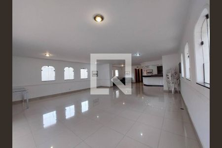 Apartamento à venda com 125m², 3 quartos e 2 vagas Apartamento à venda com 125m², 3 quartos e 2 vagasÁrea comum