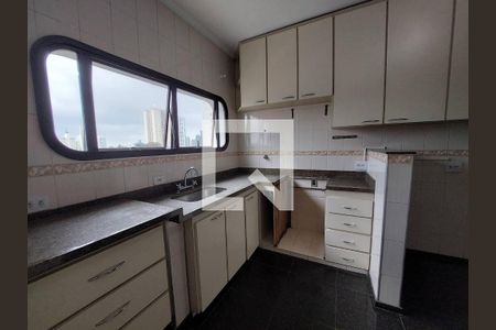 Apartamento à venda com 125m², 3 quartos e 2 vagas Apartamento à venda com 125m², 3 quartos e 2 vagasCozinha