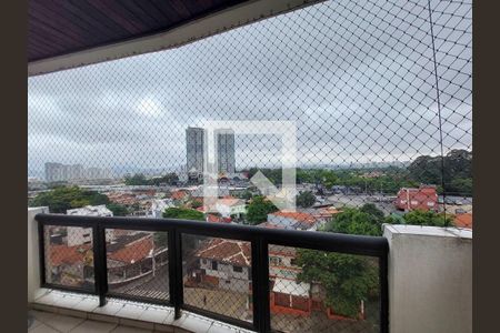 Apartamento à venda com 125m², 3 quartos e 2 vagas Apartamento à venda com 125m², 3 quartos e 2 vagasVaranda