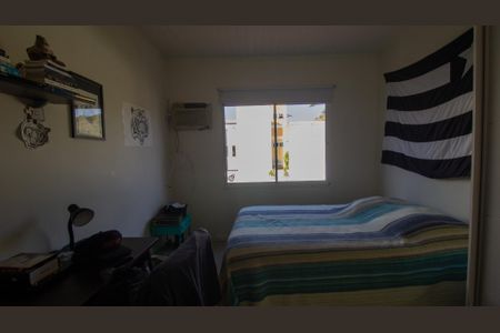 Casa de condomínio à venda com 191m², 4 quartos e 3 vagasQuarto 1
