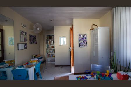 Casa de condomínio à venda com 191m², 4 quartos e 3 vagasQuarto 3