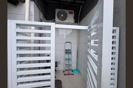 Casa de condomínio para alugar com 400m², 5 quartos e 2 vagas Casa de condomínio para alugar com 400m², 5 quartos e 2 vagasÁrea de Serviço