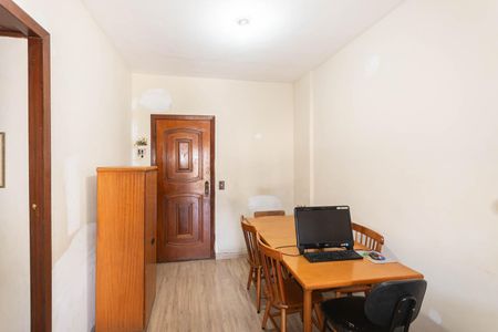 Sala de apartamento à venda com 2 quartos, 70m² em Grajaú, Rio de Janeiro