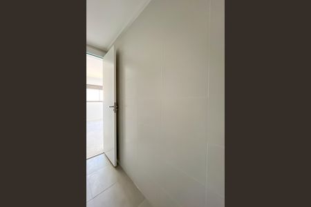 Apartamento à venda com 69m², 2 quartos e 1 vaga Apartamento à venda com 69m², 2 quartos e 1 vagaBanheiro da Suíte