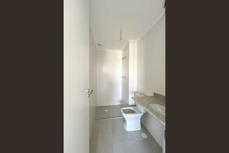 Apartamento à venda com 69m², 2 quartos e 1 vaga Apartamento à venda com 69m², 2 quartos e 1 vagaBanheiro da Suíte