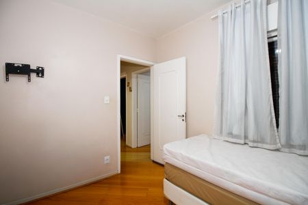 Apartamento para alugar com 104m², 3 quartos e 1 vagaQuarto 3