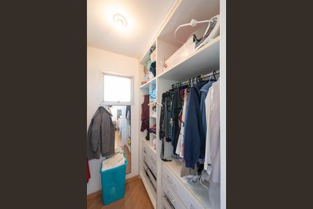 Apartamento à venda com 100m², 3 quartos e 1 vaga Apartamento à venda com 100m², 3 quartos e 1 vagaSuíte