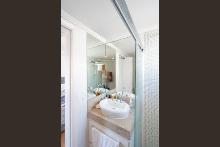 Apartamento à venda com 100m², 3 quartos e 1 vaga Apartamento à venda com 100m², 3 quartos e 1 vagaBanheiro Social