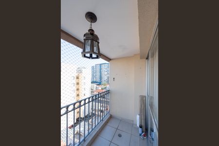 Apartamento à venda com 100m², 3 quartos e 1 vaga Apartamento à venda com 100m², 3 quartos e 1 vagaVaranda