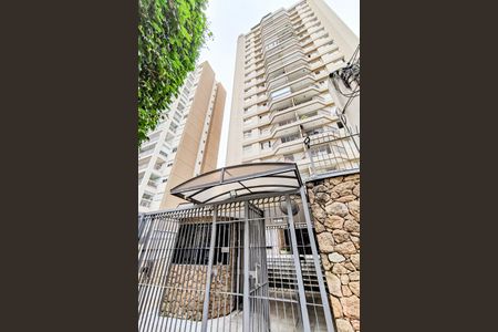 Apartamento à venda com 100m², 3 quartos e 1 vaga Apartamento à venda com 100m², 3 quartos e 1 vagaFachada