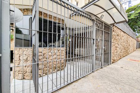 Apartamento à venda com 100m², 3 quartos e 1 vaga Apartamento à venda com 100m², 3 quartos e 1 vagaFachada