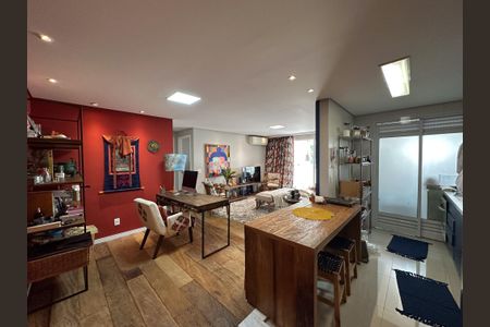 Sala de apartamento para alugar com 2 quartos, 78m² em Alto de Pinheiros, São Paulo