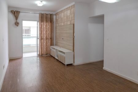 Sala de apartamento para alugar com 3 quartos, 83m² em Jardim Las Vegas, Guarulhos