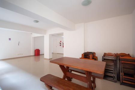 Apartamento à venda com 62m², 2 quartos e 1 vaga Apartamento à venda com 62m², 2 quartos e 1 vagaÁrea comum - Salão de festas