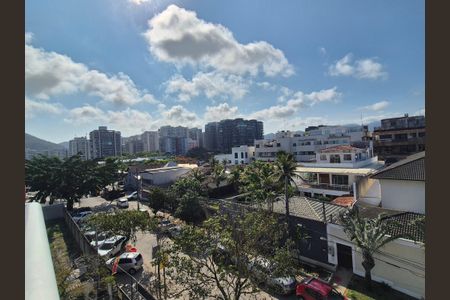 Apartamento para alugar com 190m², 2 quartos e 2 vagas Apartamento para alugar com 190m², 2 quartos e 2 vagasVista