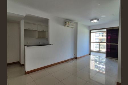 Sala de apartamento à venda com 3 quartos, 81m² em Recreio dos Bandeirantes, Rio de Janeiro