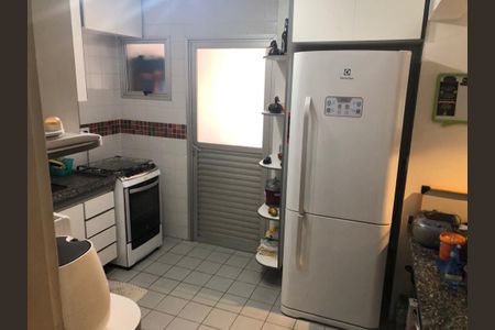 Apartamento à venda com 67m², 2 quartos e 1 vaga Apartamento à venda com 67m², 2 quartos e 1 vagaCozinha