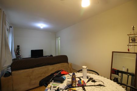Sala de casa à venda com 6 quartos, 360m² em Taquara, Rio de Janeiro