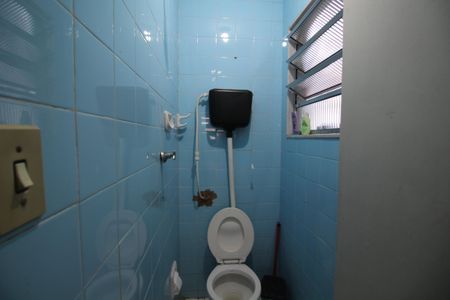 Casa para alugar com 360m², 6 quartos e 2 vagasBanheiro de Serviço