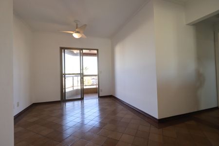 Sala de apartamento para alugar com 3 quartos, 92m² em Centro, Ribeirão Preto