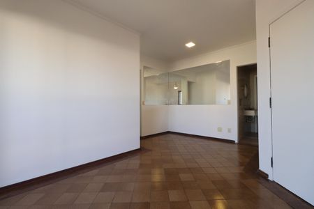 Sala de apartamento para alugar com 3 quartos, 92m² em Centro, Ribeirão Preto