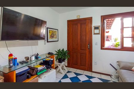 Casa de condomínio à venda com 95m², 2 quartos e 1 vagaSala