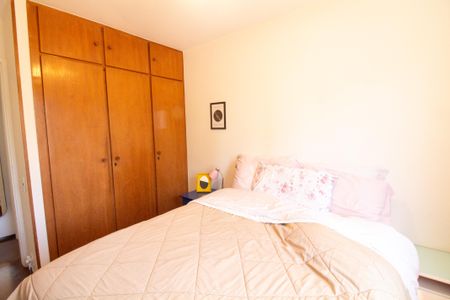 Apartamento à venda com 72m², 3 quartos e 1 vagaQuarto 2