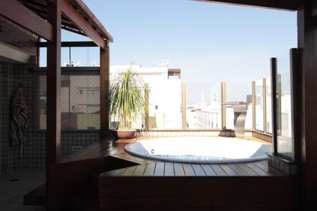 Apartamento à venda com 170m², 3 quartos e 2 vagasÁrea Gourmet